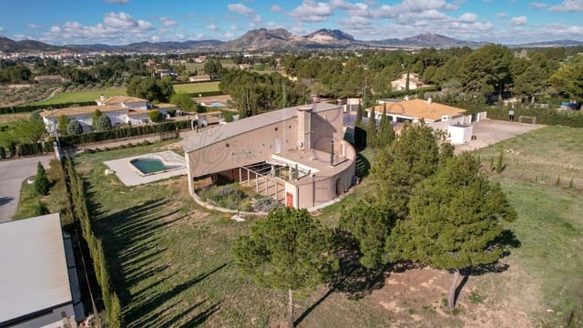 7 soveværelse Villa til salg i Yecla - € 419.950 (Ref: 8931001)