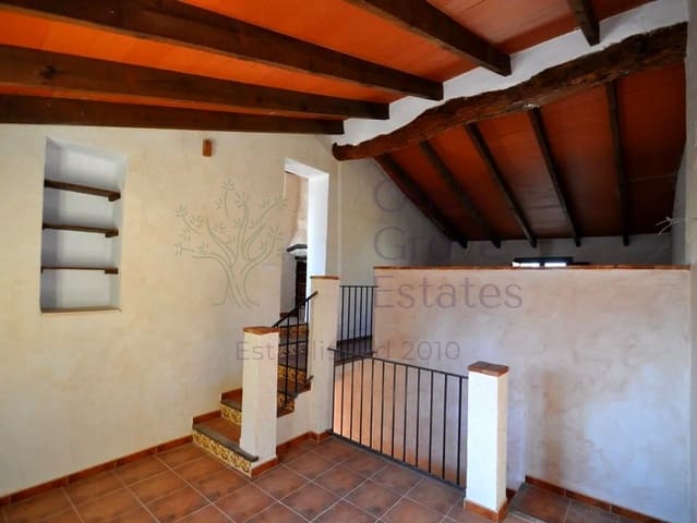 5 soveværelse Finca/Landehus til salg i La Zarza, Jumilla - € 125.000 (Ref: 8940965)