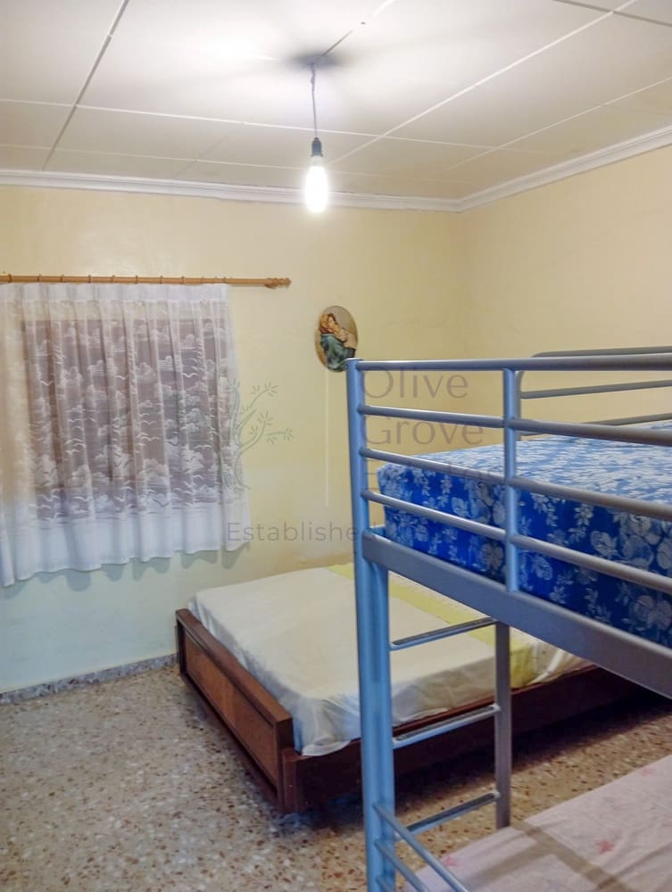 3 bedroom Villa for sale in Yecla - € 169,950 (Ref: 8953411)