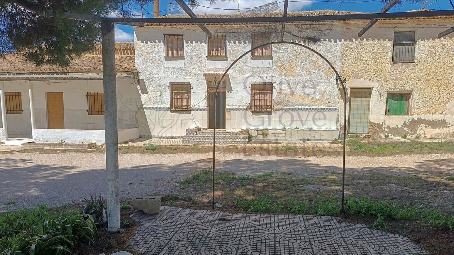 6 soverom Finca/Herregård til salgs i Yecla - € 79 000 (Ref: 8953774)