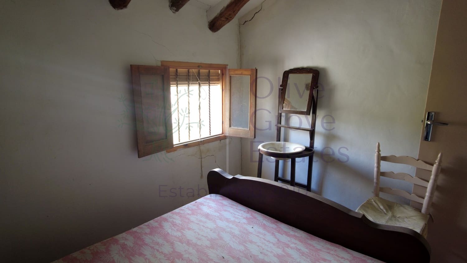 6 soverom Finca/Herregård til salgs i Yecla - € 79 000 (Ref: 8953774)