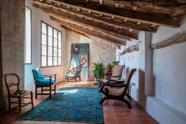 8 bedroom Townhouse for sale in Cocentaina - € 299,950 (Ref: 9038304)