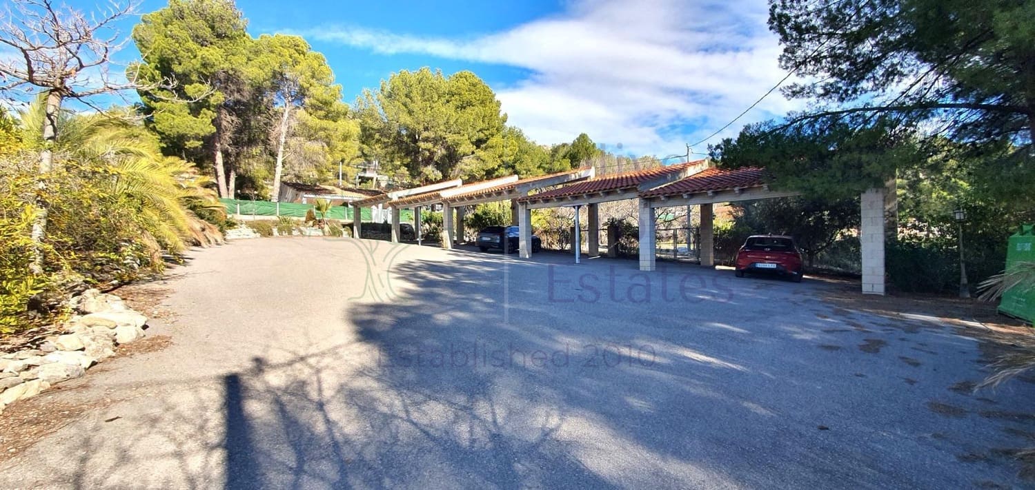 12 soveværelse Finca/Landehus til salg i Petrel / Petrer - € 700.000 (Ref: 9060040)