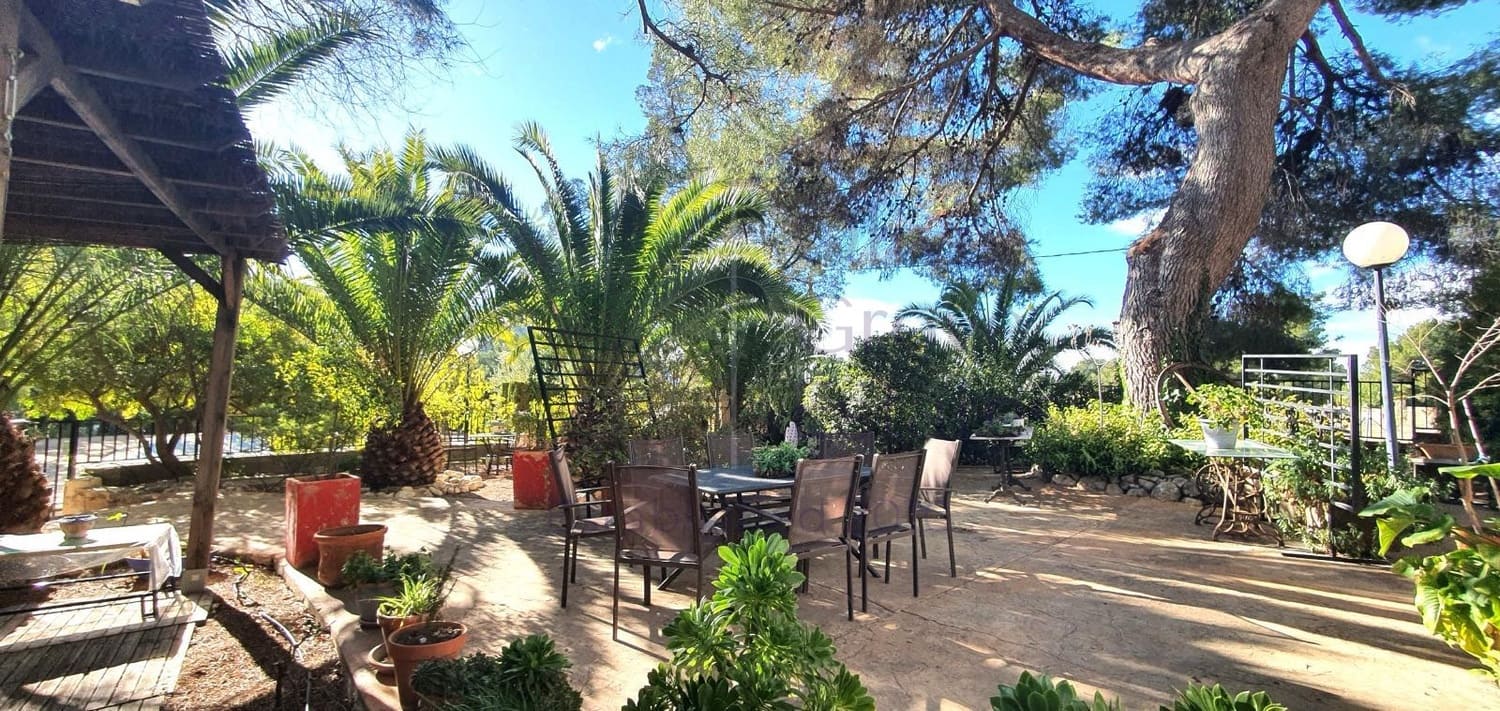 12 soveværelse Finca/Landehus til salg i Petrel / Petrer - € 700.000 (Ref: 9060040)