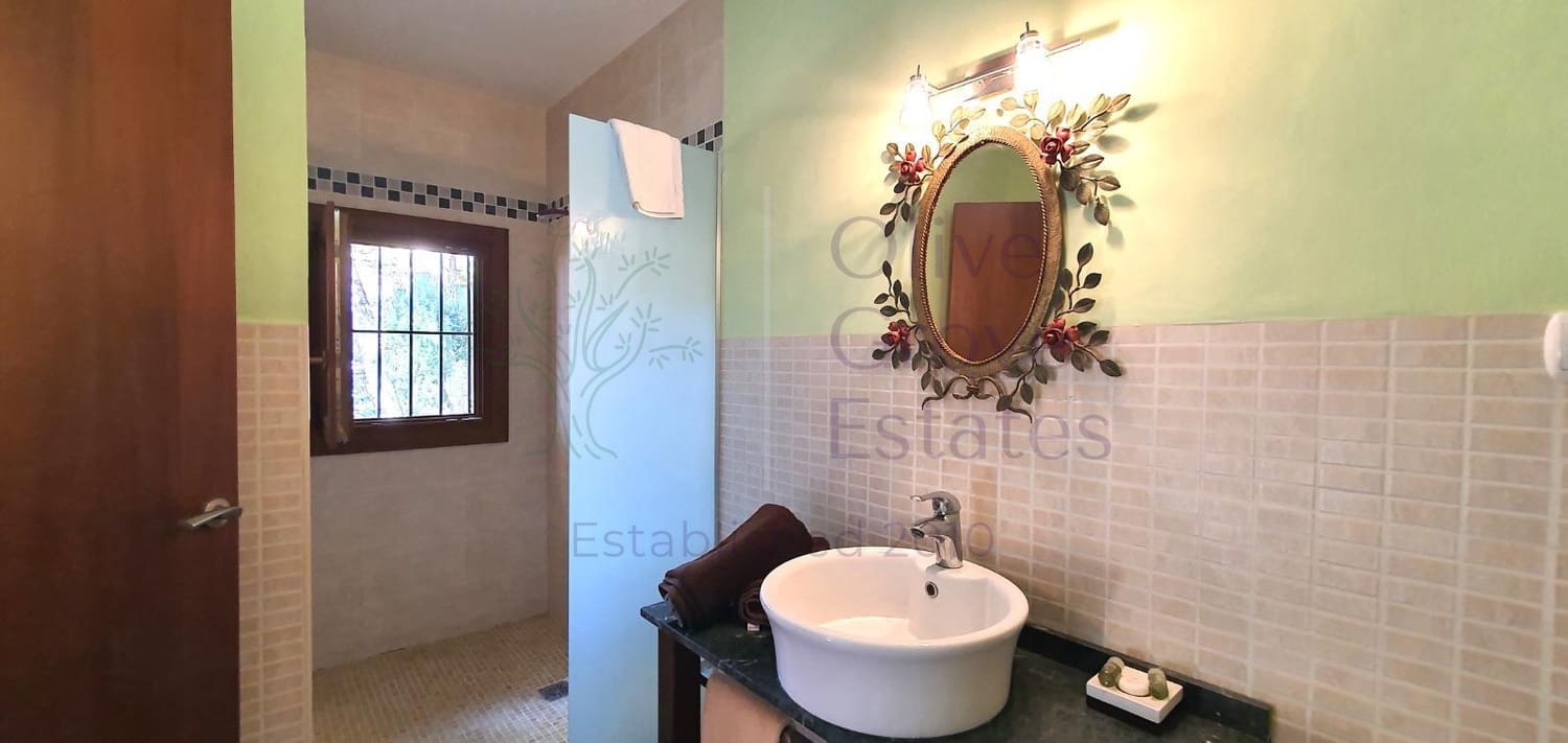 12 soveværelse Finca/Landehus til salg i Petrel / Petrer - € 700.000 (Ref: 9060040)