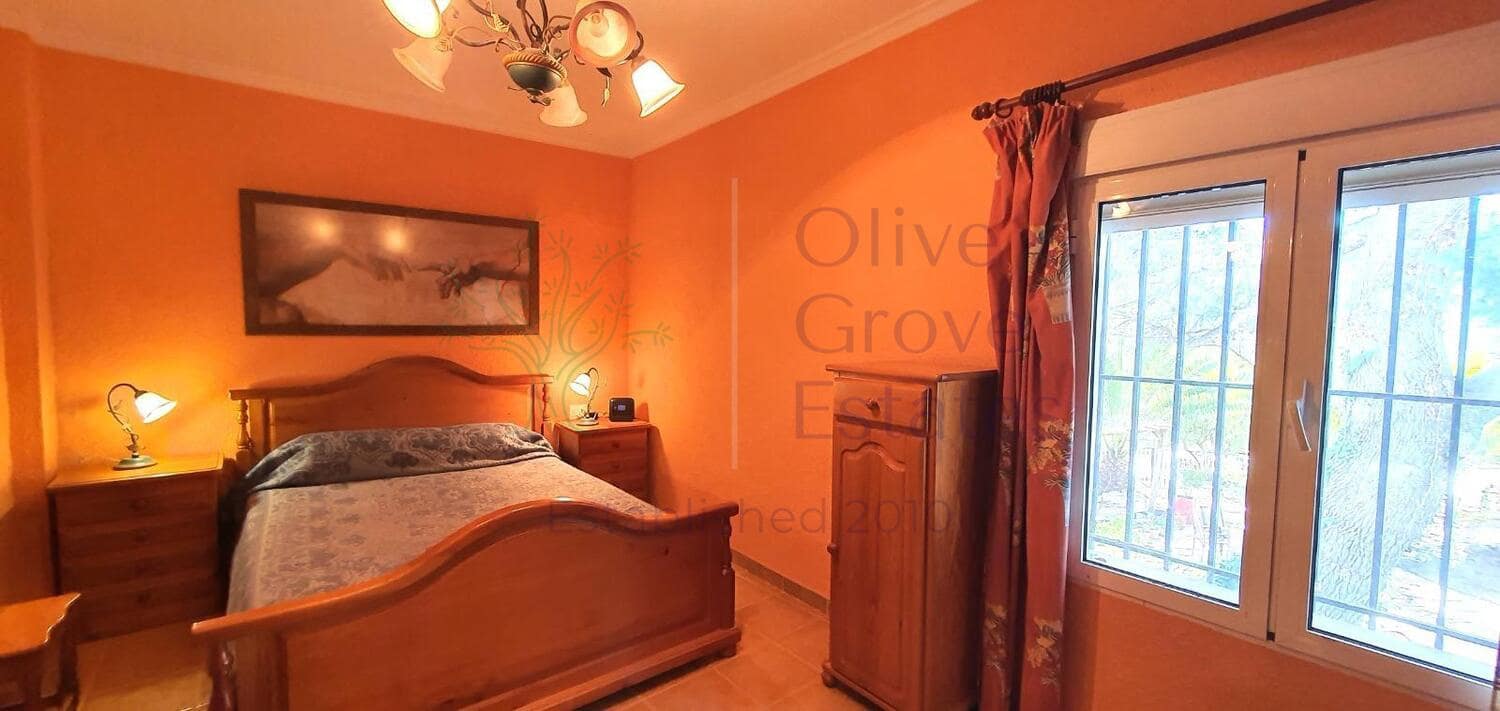 12 soveværelse Finca/Landehus til salg i Petrel / Petrer - € 700.000 (Ref: 9060040)