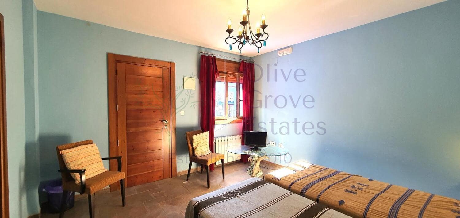 12 soveværelse Finca/Landehus til salg i Petrel / Petrer - € 700.000 (Ref: 9060040)