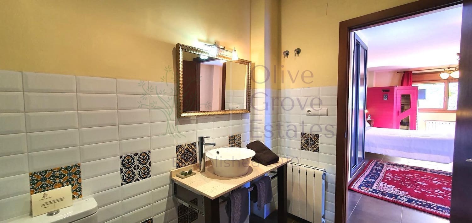 12 soveværelse Finca/Landehus til salg i Petrel / Petrer - € 700.000 (Ref: 9060040)