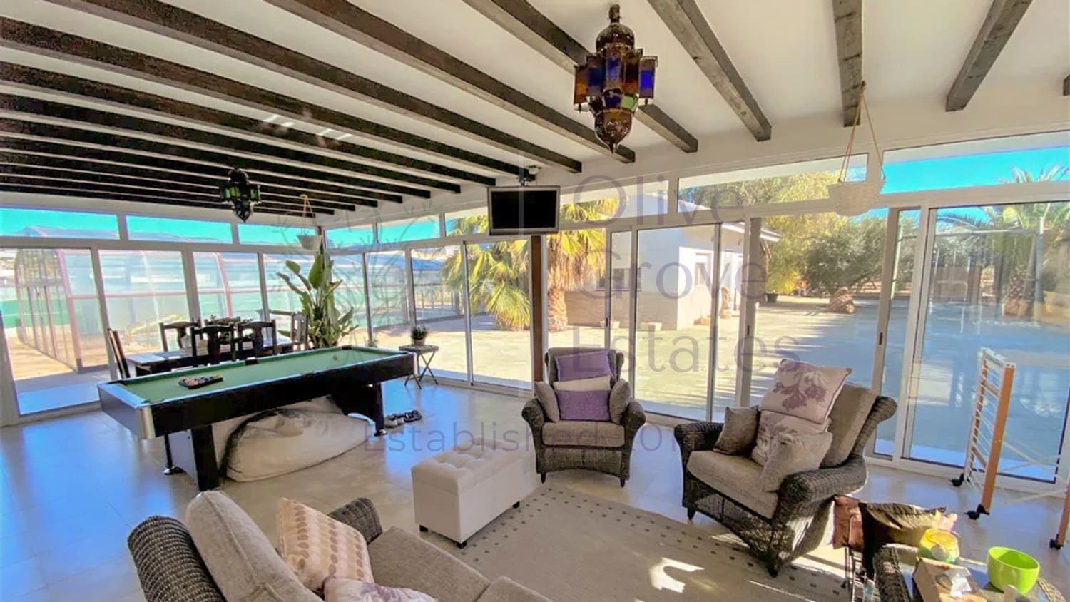 8 sypialnia Dom na sprzedaż w Sax - 414 000 € (Ref: 9086439)