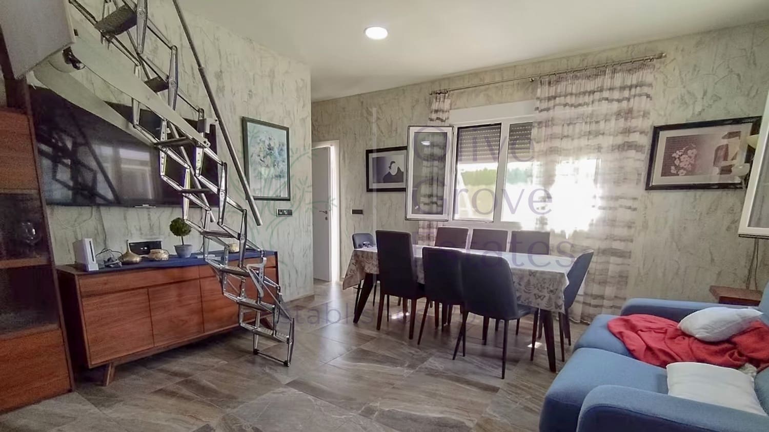 8 sypialnia Dom na sprzedaż w Sax - 414 000 € (Ref: 9086439)