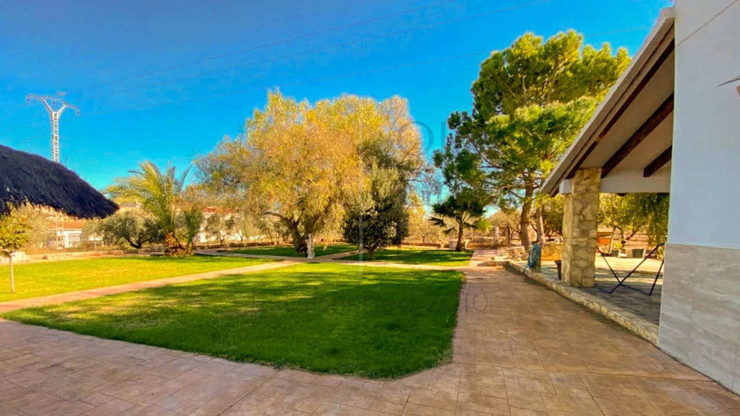 8 sypialnia Dom na sprzedaż w Sax - 414 000 € (Ref: 9086439)