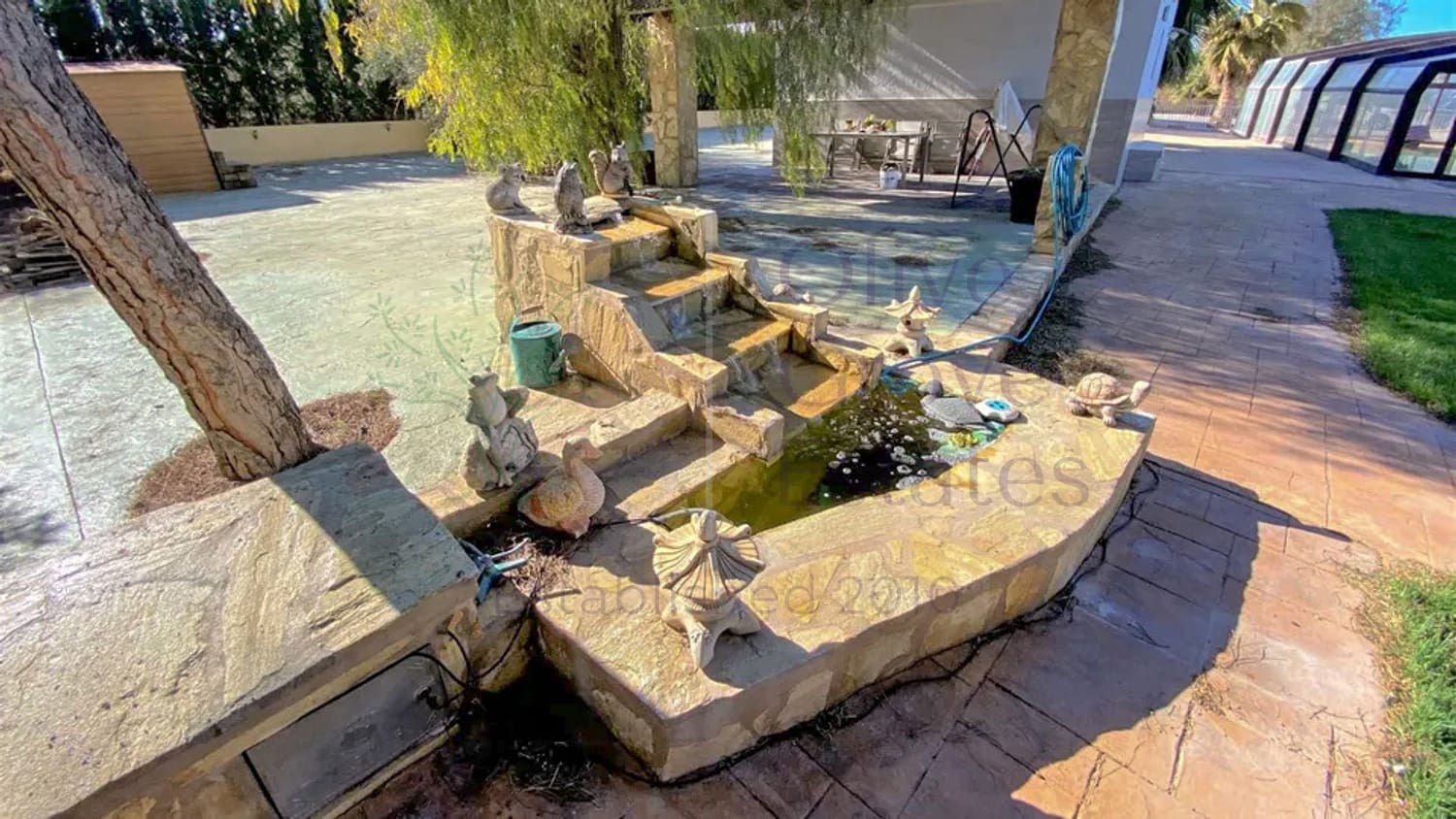 8 sypialnia Dom na sprzedaż w Sax - 414 000 € (Ref: 9086439)