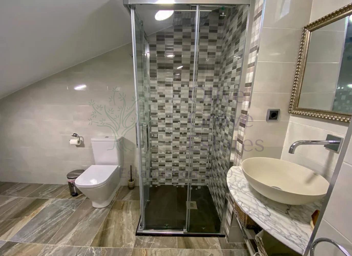 8 sypialnia Dom na sprzedaż w Sax - 414 000 € (Ref: 9086439)