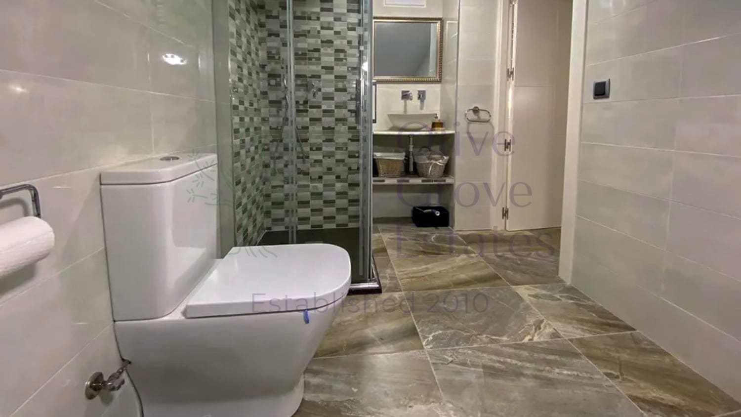 8 sypialnia Dom na sprzedaż w Sax - 414 000 € (Ref: 9086439)