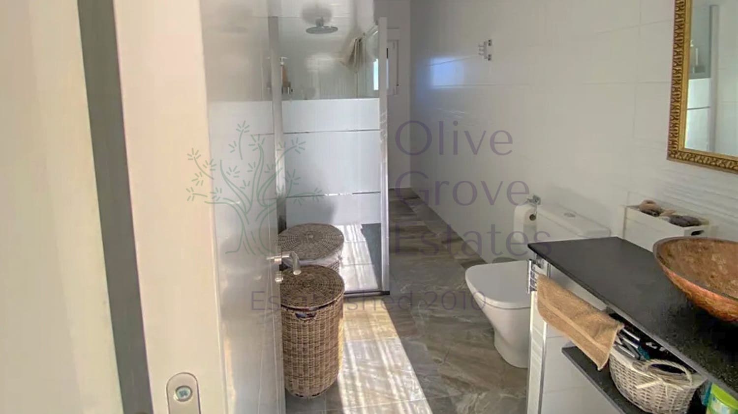 8 sypialnia Dom na sprzedaż w Sax - 414 000 € (Ref: 9086439)