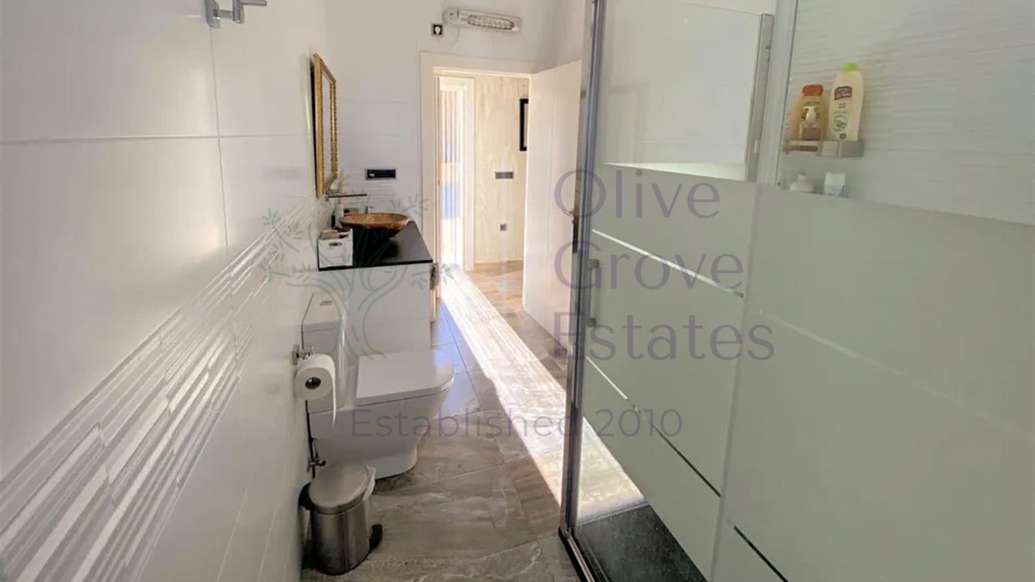 8 sypialnia Dom na sprzedaż w Sax - 414 000 € (Ref: 9086439)