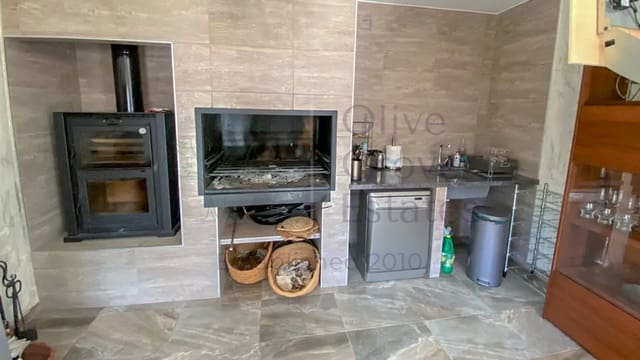 8 sypialnia Dom na sprzedaż w Sax - 414 000 € (Ref: 9086439)