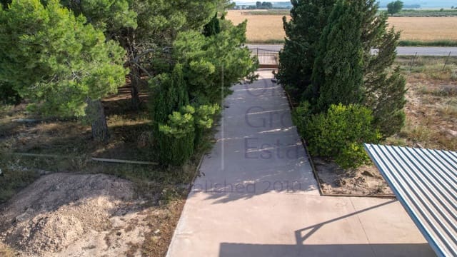 3 sovrum Villa till salu i Caudete - 129 000 € (Ref: 9094831)