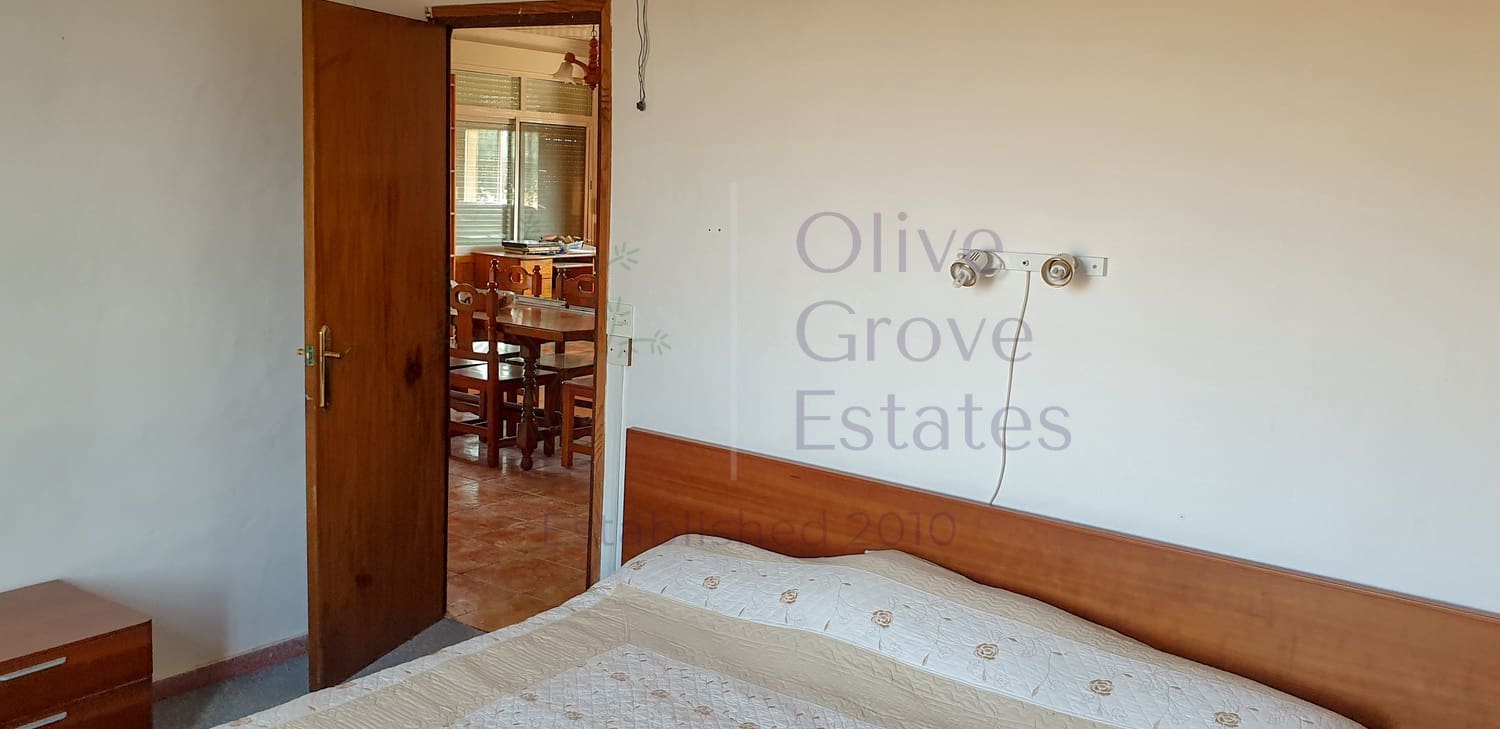 3 slaapkamer Villa te koop in Caudete - € 129.000 (Ref: 9094831)