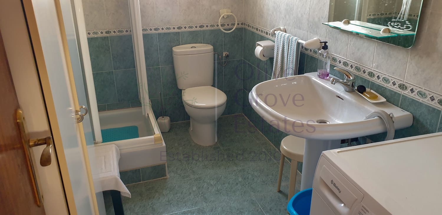 3 slaapkamer Villa te koop in Caudete - € 129.000 (Ref: 9094831)