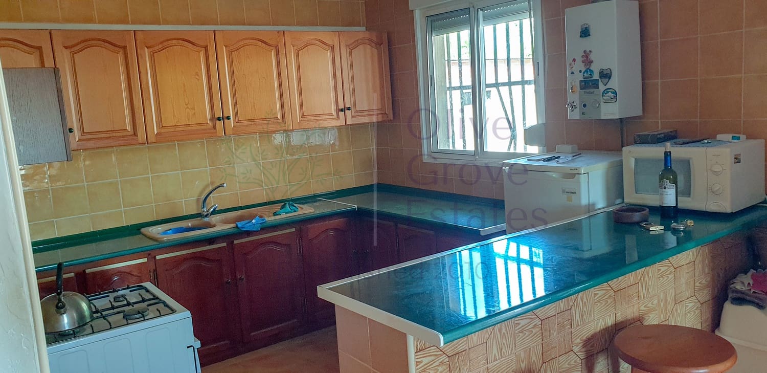 3 slaapkamer Villa te koop in Caudete - € 129.000 (Ref: 9094831)