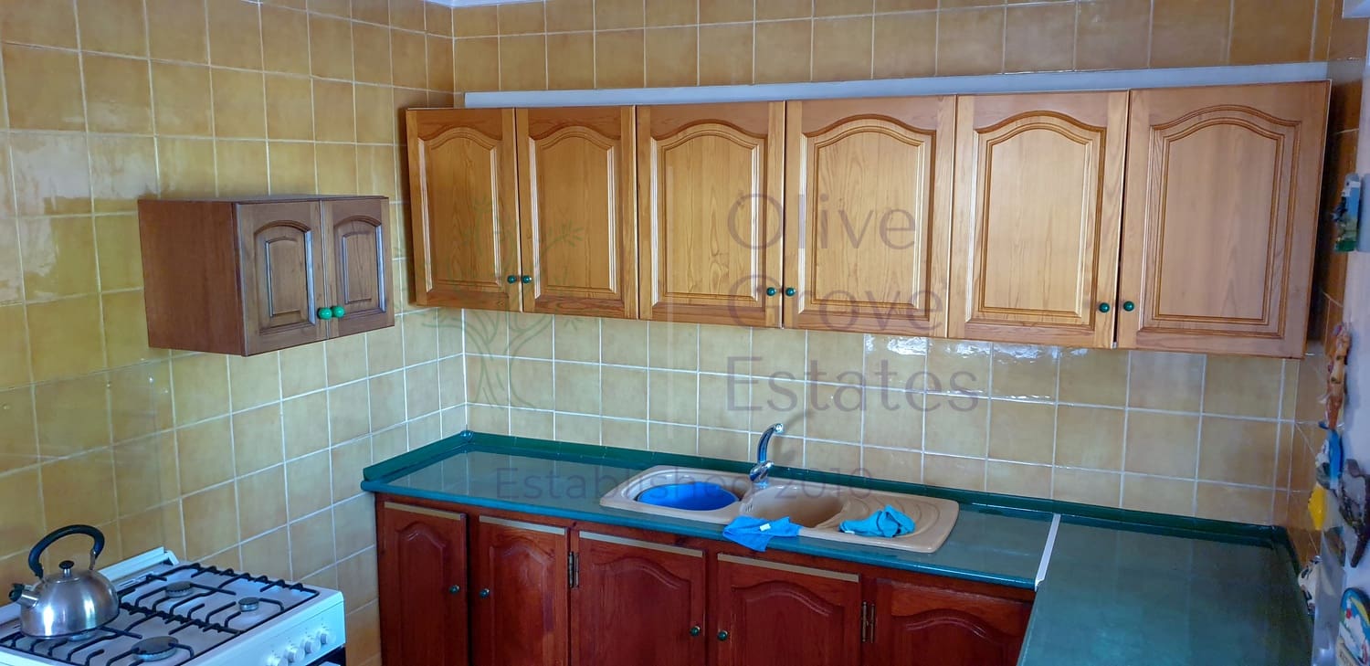 3 slaapkamer Villa te koop in Caudete - € 129.000 (Ref: 9094831)