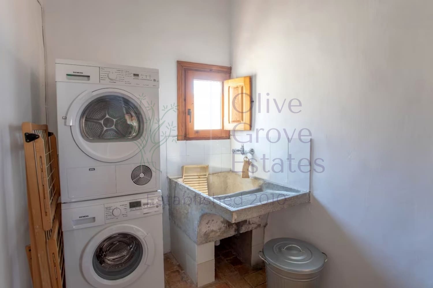 8 soveværelse Byhus til salg i Biar - € 495.000 (Ref: 9097377)