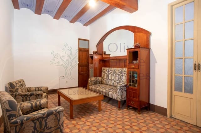 8 bedroom Townhouse for sale in Biar - € 495,000 (Ref: 9097377)