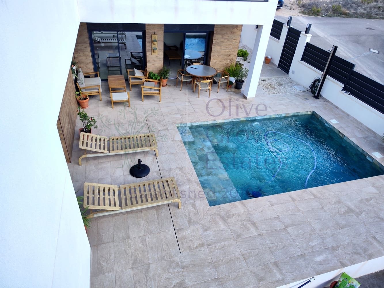 3 quarto Moradia para venda em Alicante cidade - 255 000 € (Ref: 9115384)