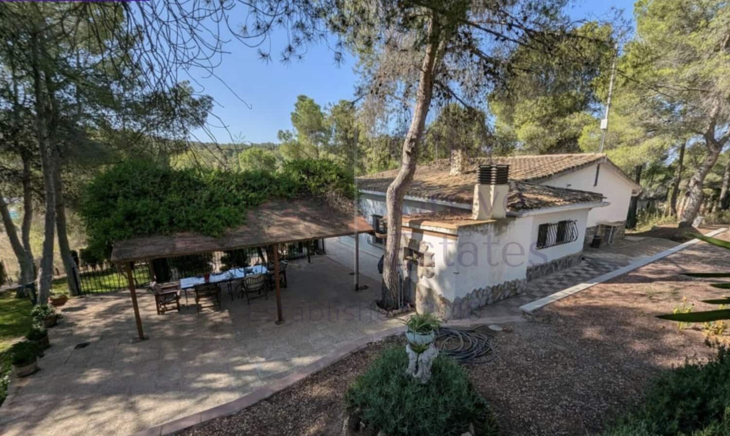 4 soverom Villa til salgs i Sax - € 315 000 (Ref: 9161548)