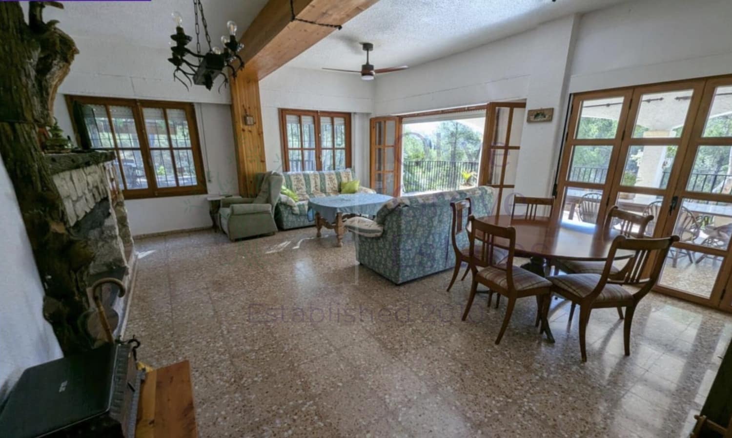 4 soverom Villa til salgs i Sax - € 315 000 (Ref: 9161548)