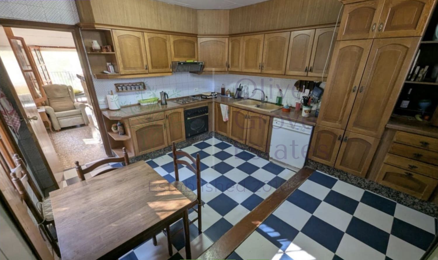 4 soverom Villa til salgs i Sax - € 315 000 (Ref: 9161548)