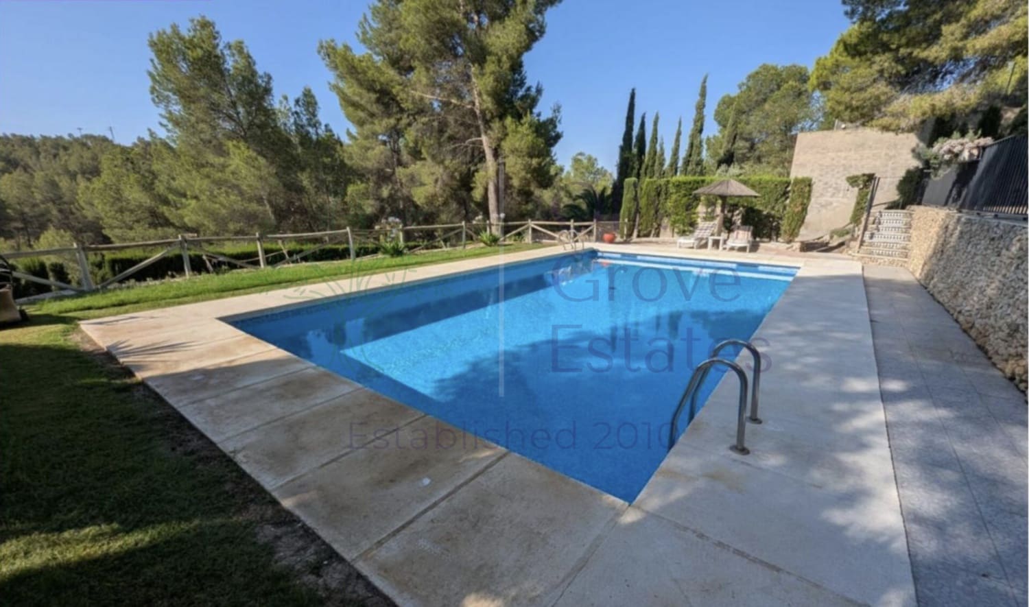 4 soverom Villa til salgs i Sax - € 315 000 (Ref: 9161548)