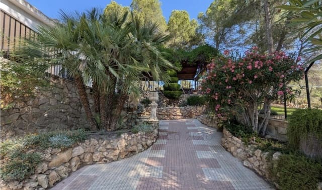 4 soverom Villa til salgs i Sax - € 315 000 (Ref: 9161548)