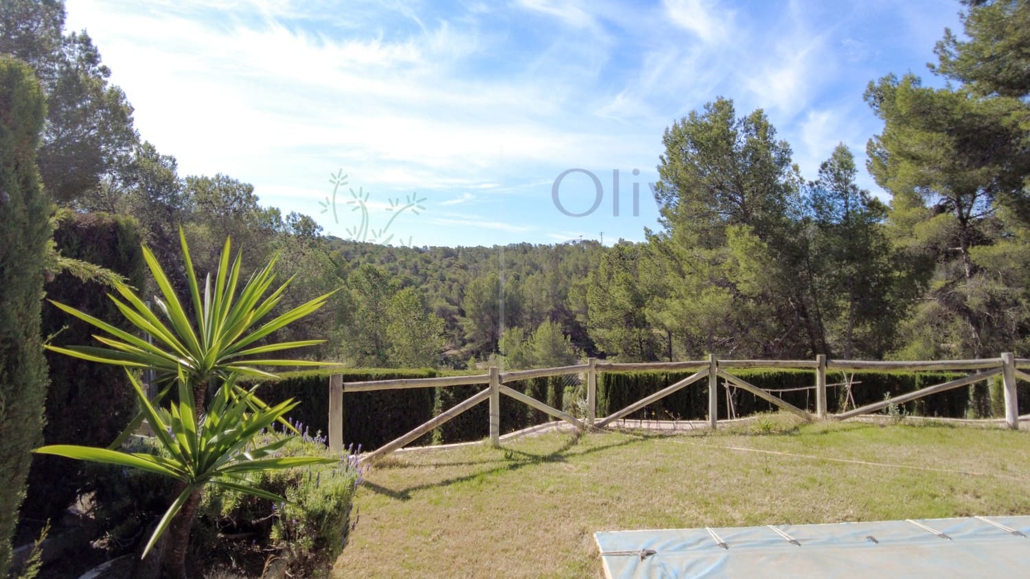 4 makuuhuone Huvila myytävänä paikassa Sax - 315 000 € (Ref: 9161548)