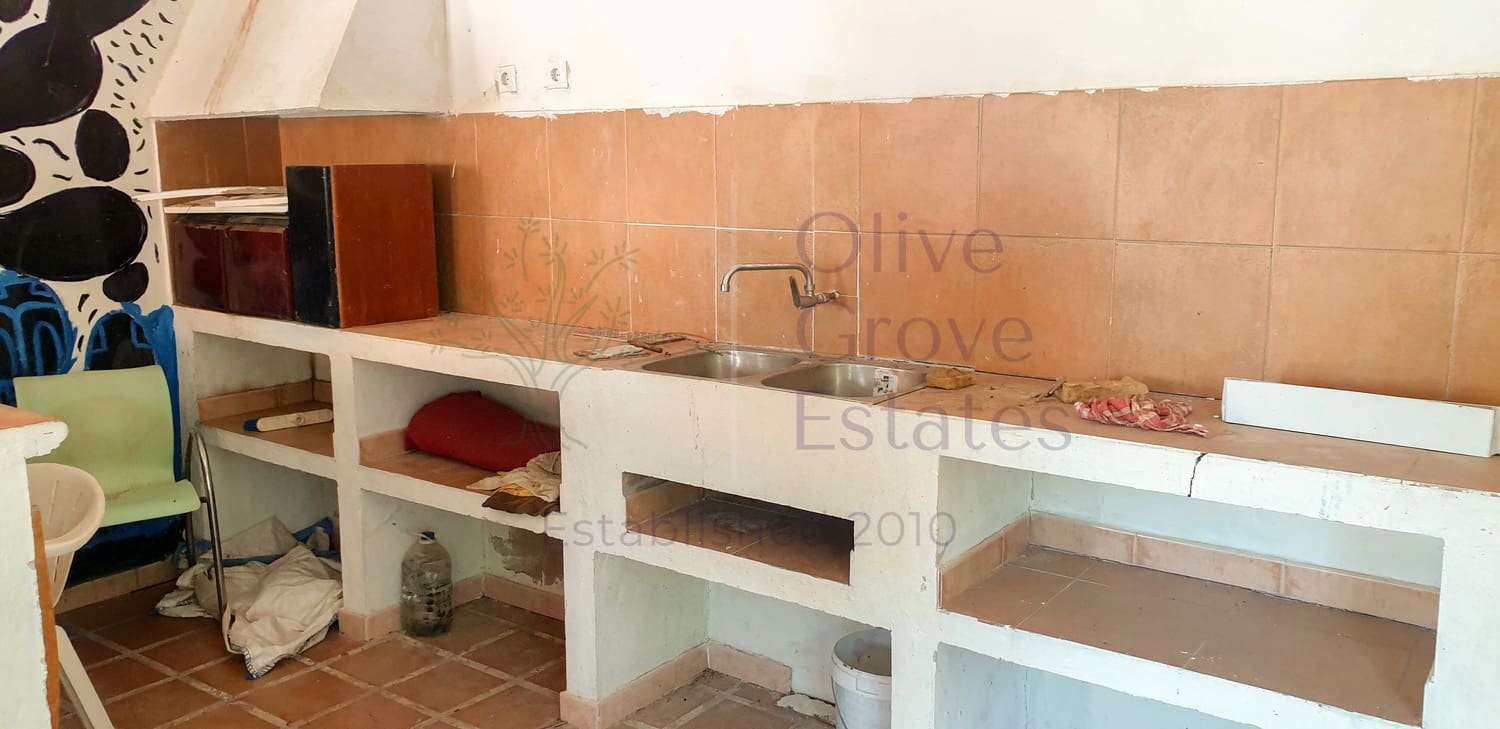 4 quarto Quinta/Casa Rural para venda em Caudete com piscina - 149 995 € (Ref: 9164523)