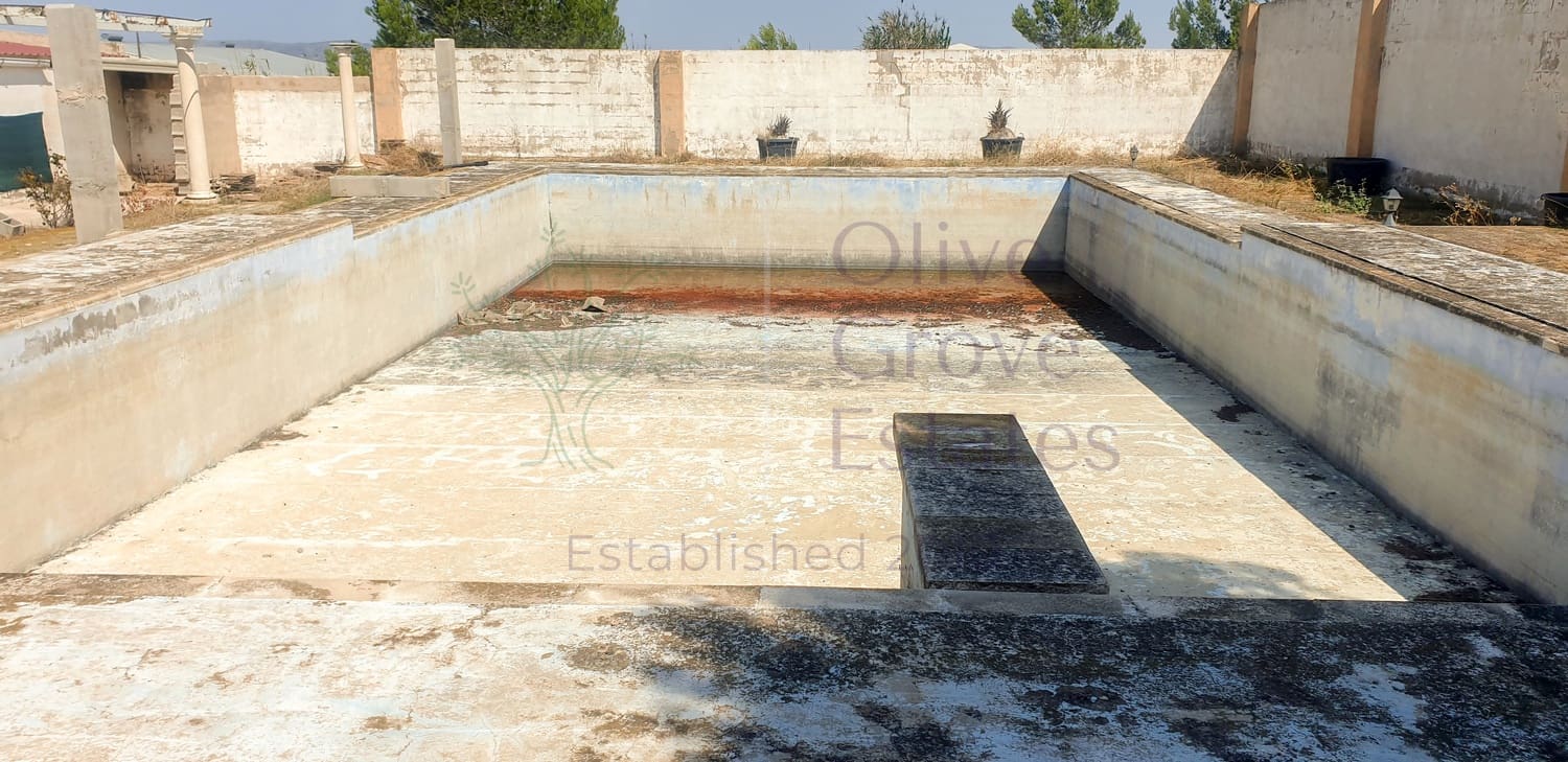 4 quarto Quinta/Casa Rural para venda em Caudete com piscina - 149 995 € (Ref: 9164523)