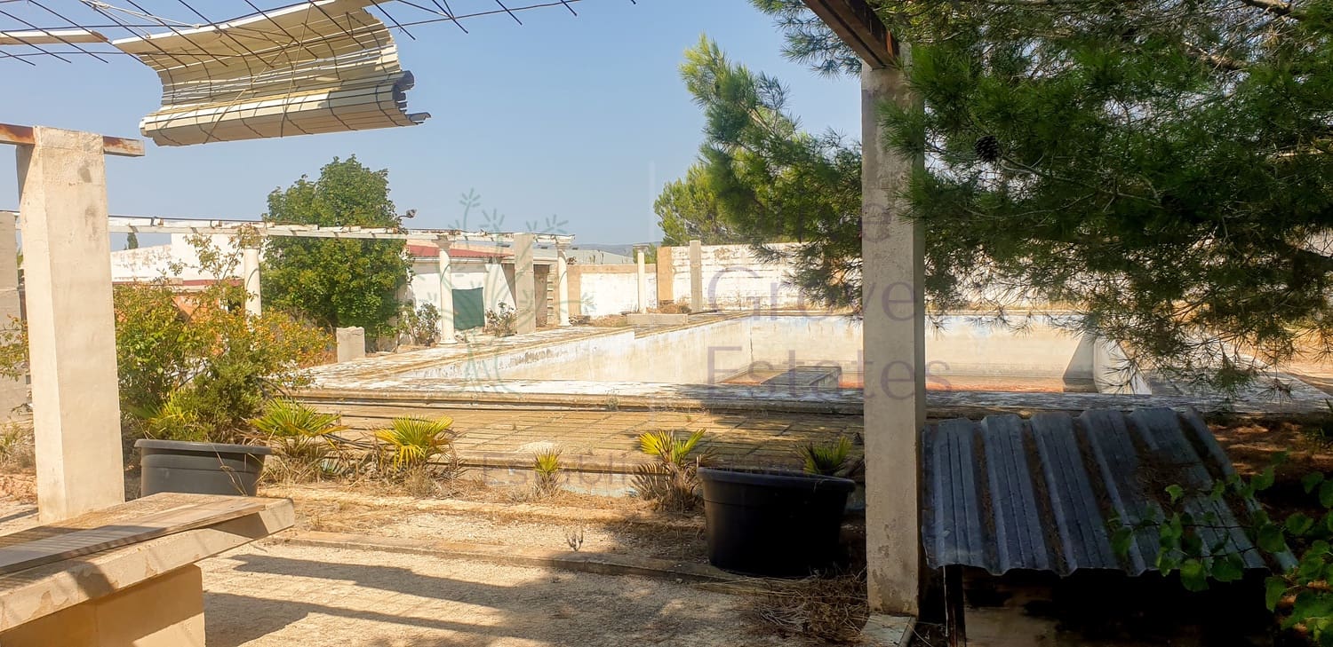 4 quarto Quinta/Casa Rural para venda em Caudete com piscina - 149 995 € (Ref: 9164523)