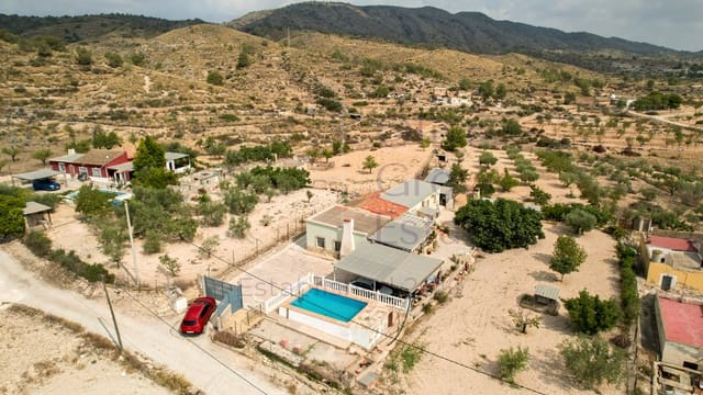 4 bedroom Villa for sale in Monóvar / Monóver - € 279,000 (Ref: 9191936)
