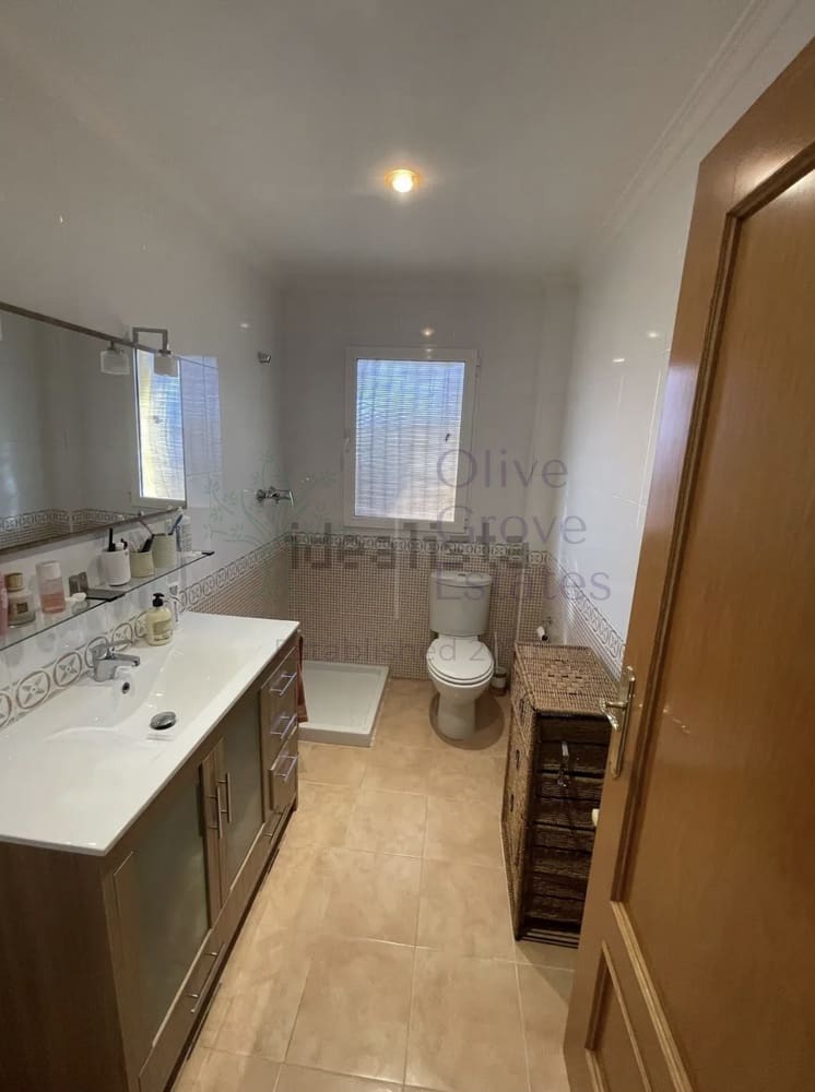 5 sypialnia Willa na sprzedaż w Petrel / Petrer - 329 995 € (Ref: 9201702)