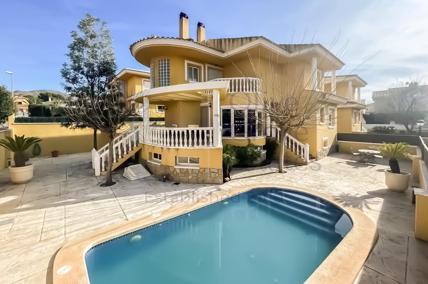 5 sypialnia Willa na sprzedaż w Petrel / Petrer - 329 995 € (Ref: 9201702)