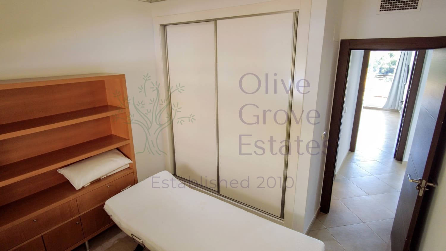 3 soveværelse Lejlighed til leje i Monforte del Cid - € 1.750 (Ref: 9207496)