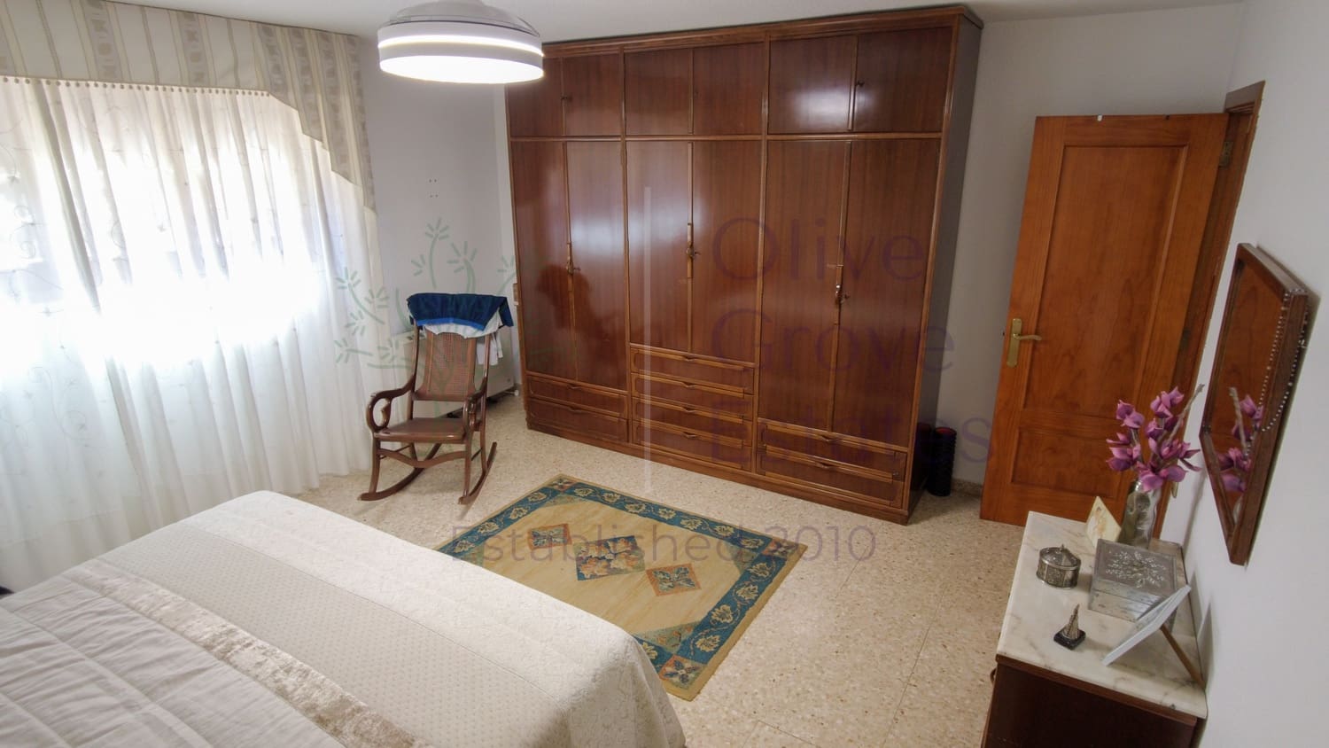 5 bedroom Townhouse for sale in Almansa - € 350,000 (Ref: 9228164)