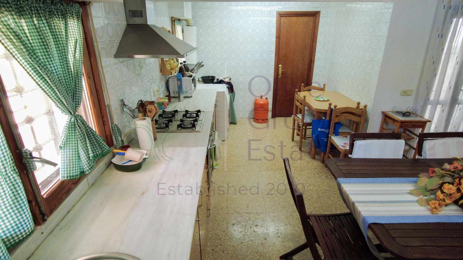 5 bedroom Townhouse for sale in Almansa - € 350,000 (Ref: 9228164)