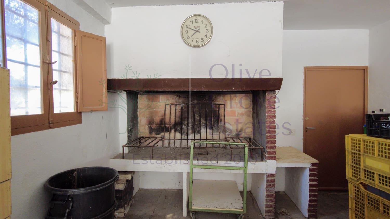 5 bedroom Townhouse for sale in Almansa - € 350,000 (Ref: 9228164)