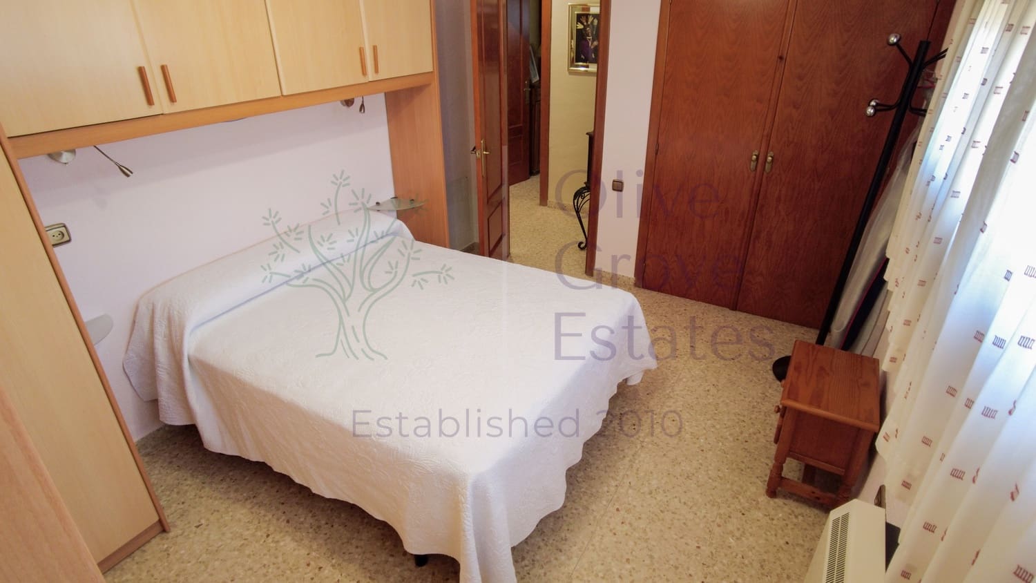 5 bedroom Townhouse for sale in Almansa - € 350,000 (Ref: 9228164)