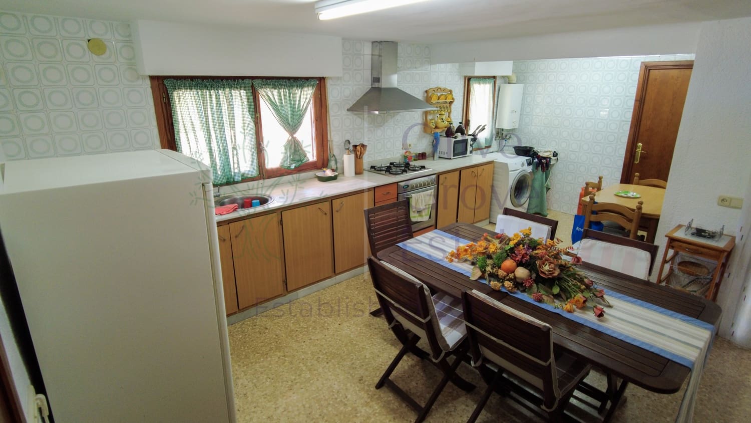 5 bedroom Townhouse for sale in Almansa - € 350,000 (Ref: 9228164)