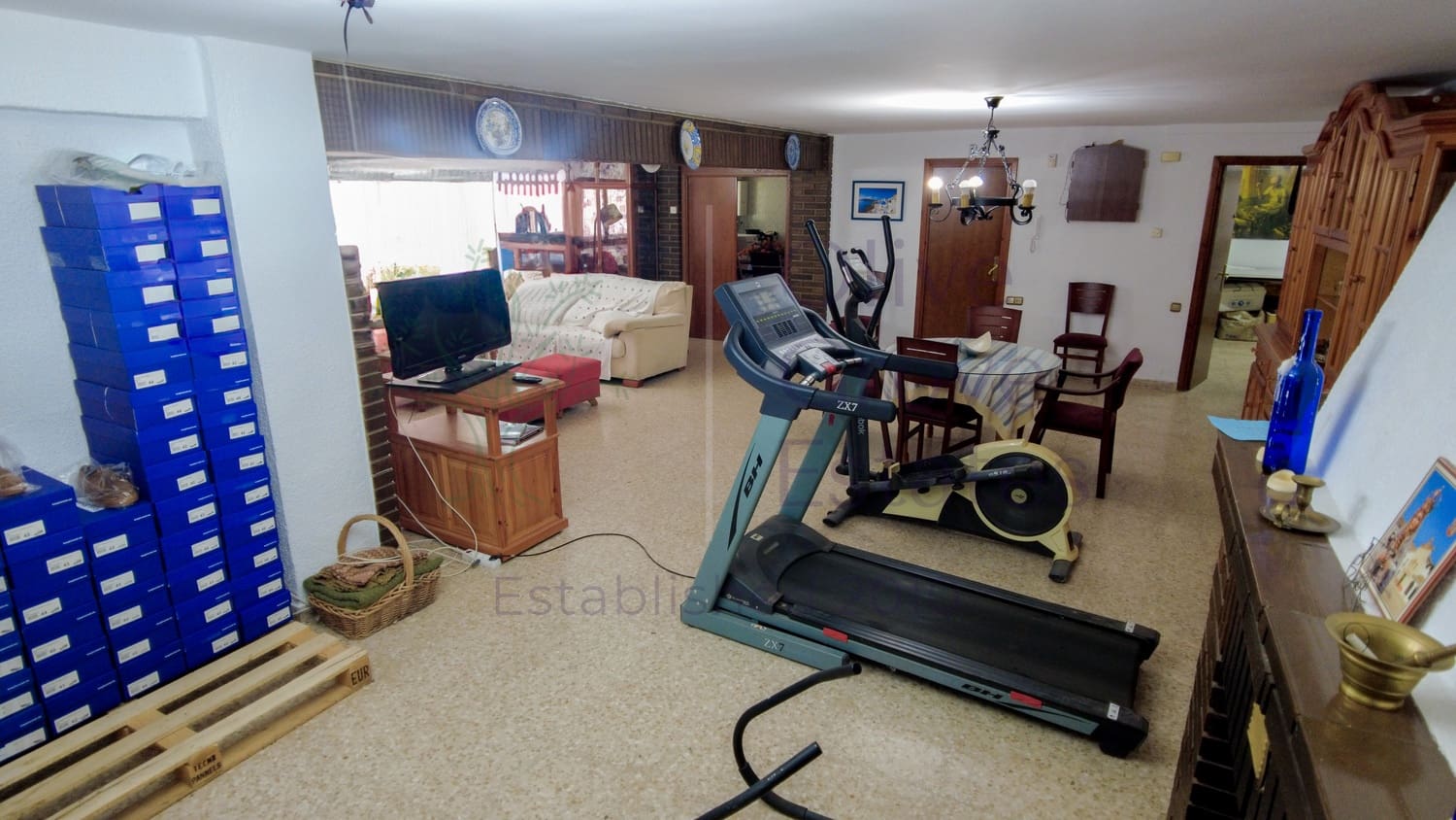 5 bedroom Townhouse for sale in Almansa - € 350,000 (Ref: 9228164)