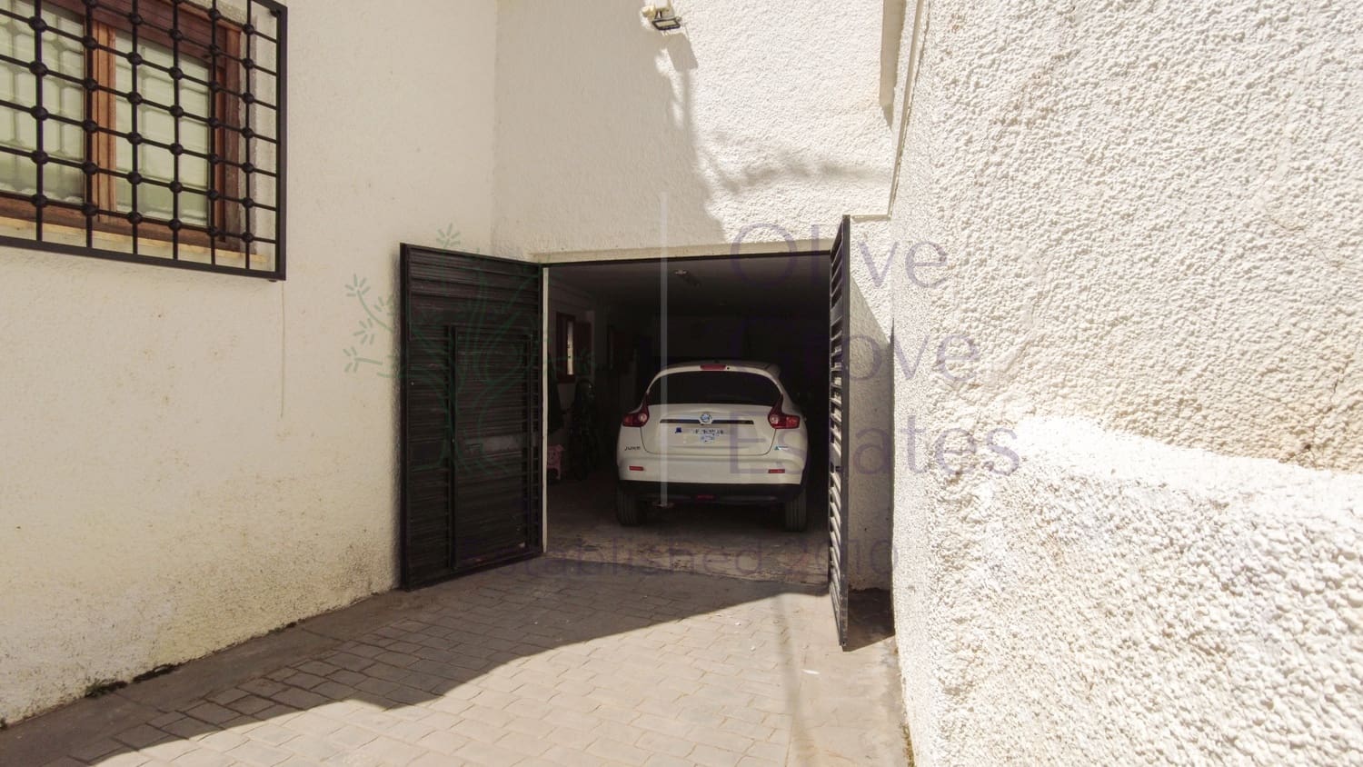 5 bedroom Townhouse for sale in Almansa - € 350,000 (Ref: 9228164)
