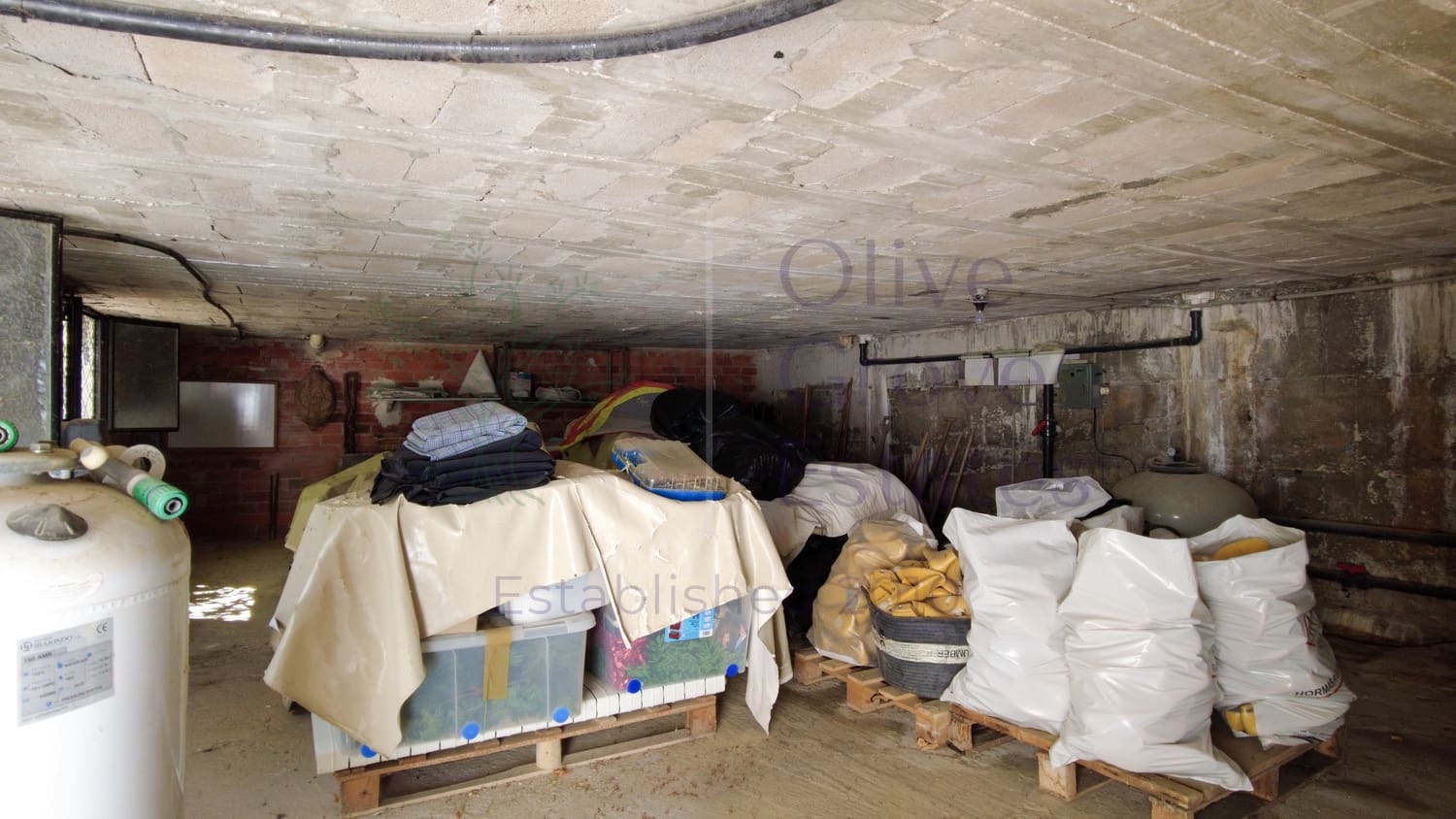 5 bedroom Townhouse for sale in Almansa - € 350,000 (Ref: 9228164)